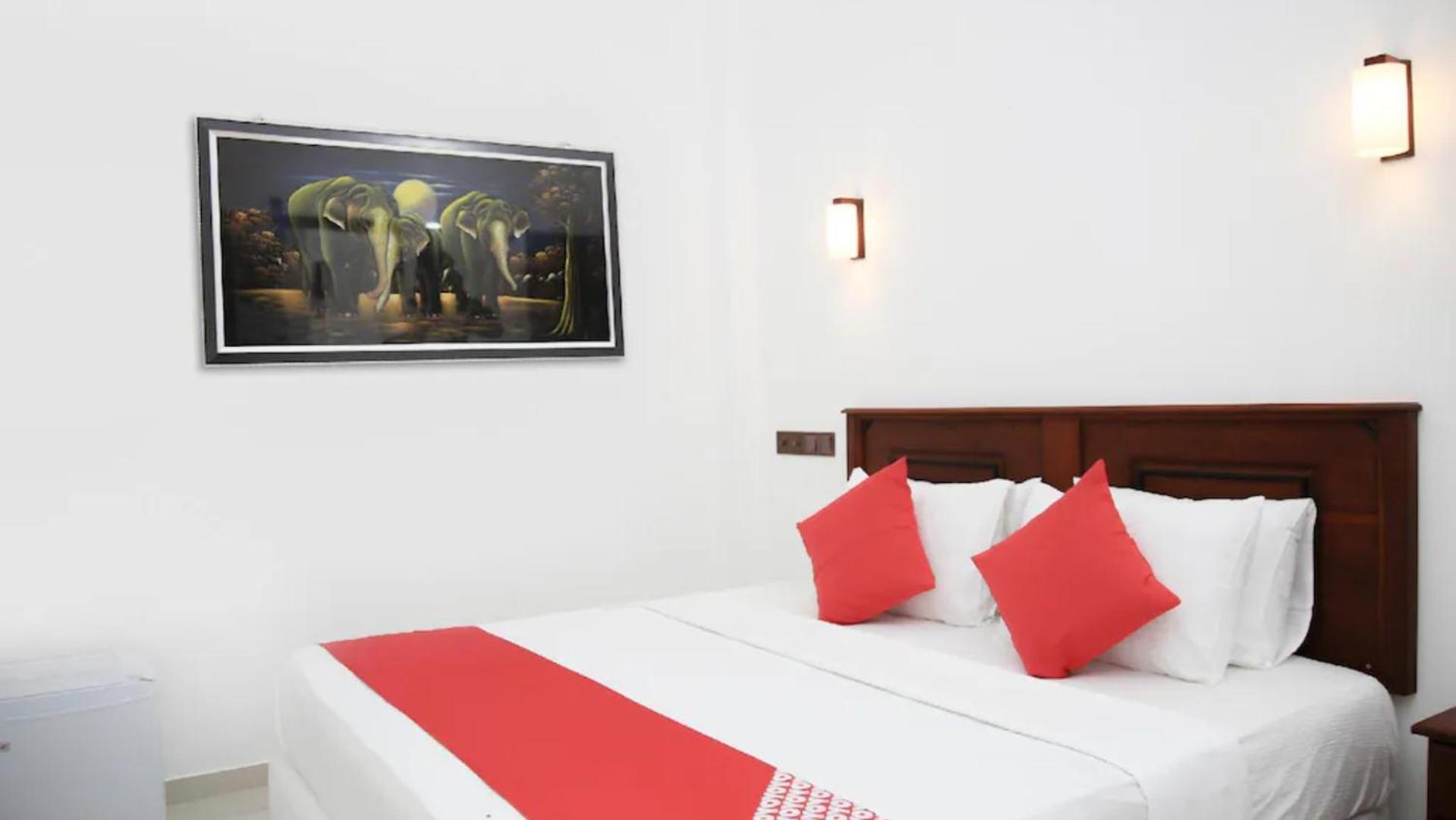 Hotel Hmc Lesiure House Dondra Exterior foto